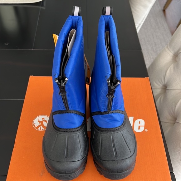 Northside boys blue and black snow boots new with tags - Picture 2 of 3